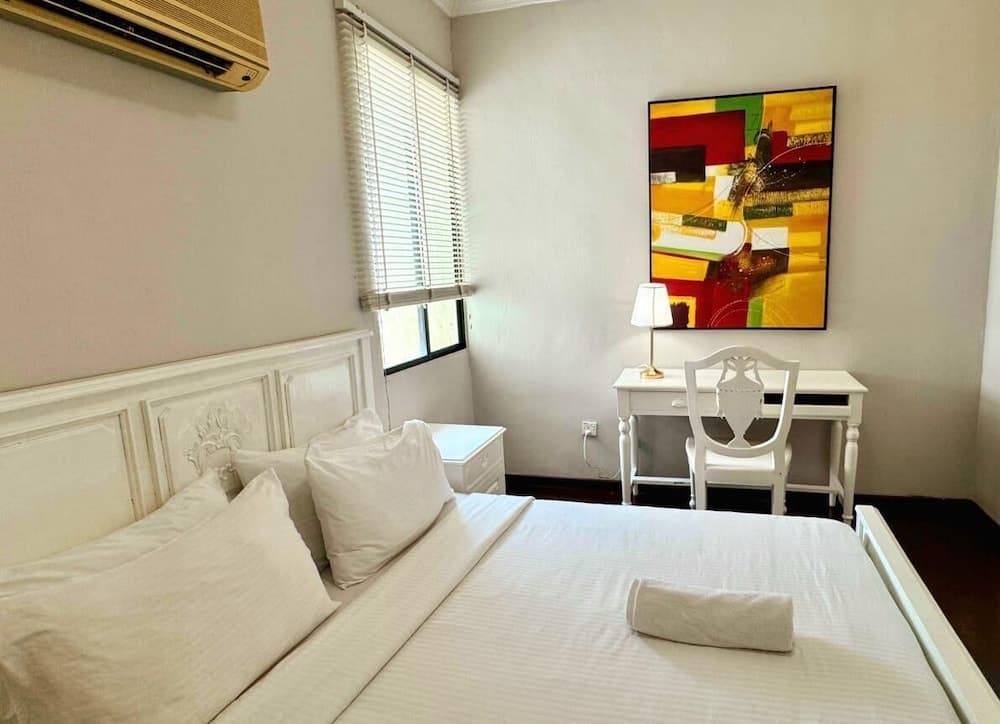 Century Bay Private Residences