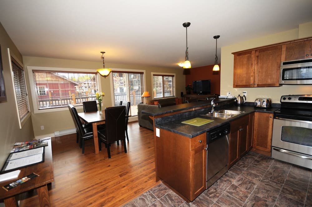 Aspens at Kicking Horse Mountain Resort