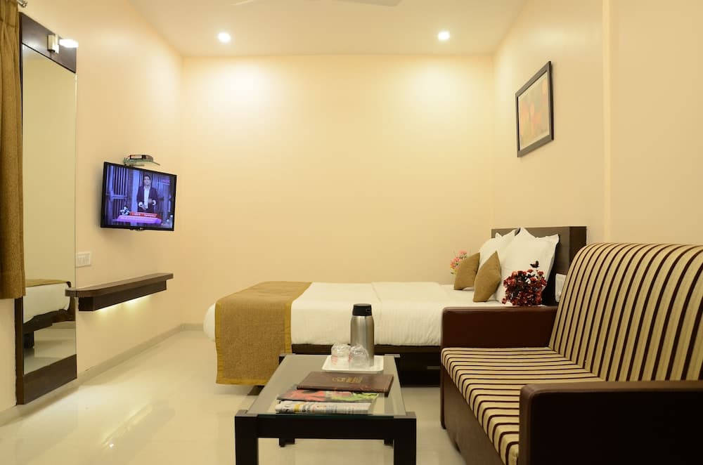 Hotel Sunny International