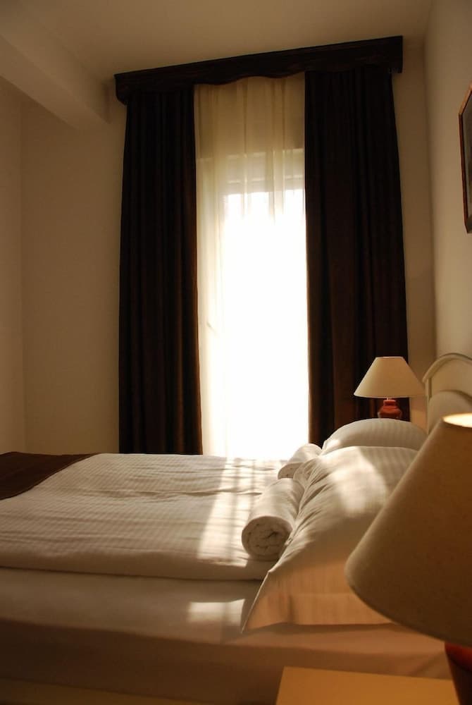 Sun Village Apartments