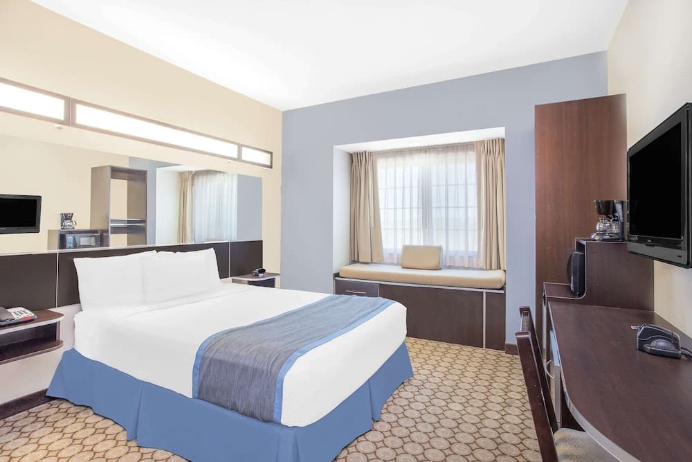 Microtel Inn & Suites by Wyndham San Angelo