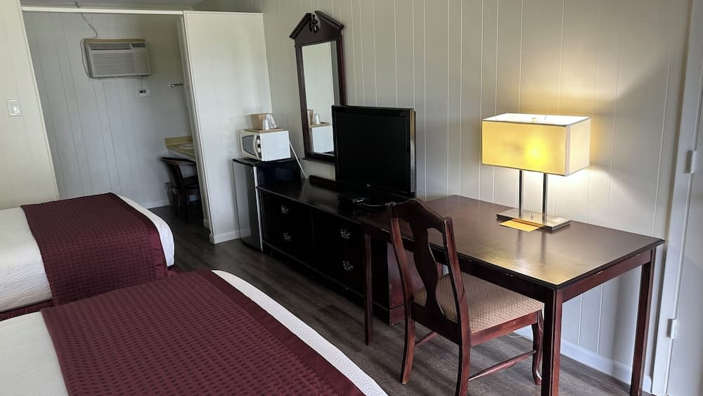 Colonial Inn Franklin