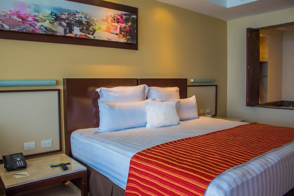 Sunset Plaza Beach Resort & Spa Pto Vallarta All Inclusive