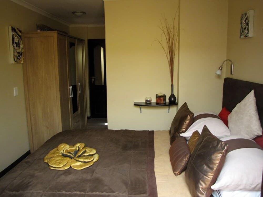 Cape Town Sea More - Express Tours and Guesthouse