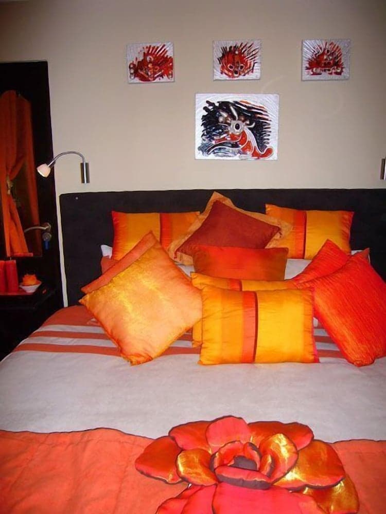 Cape Town Sea More - Express Tours and Guesthouse