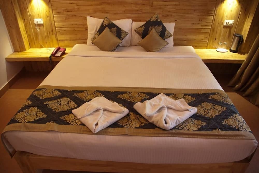 Symphony Palms Beach Resort