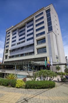 Diez Hotel Categoria Colombia