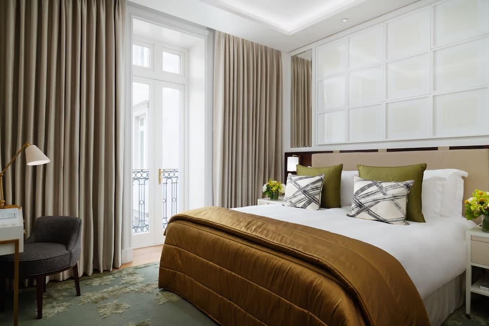 Corinthia London