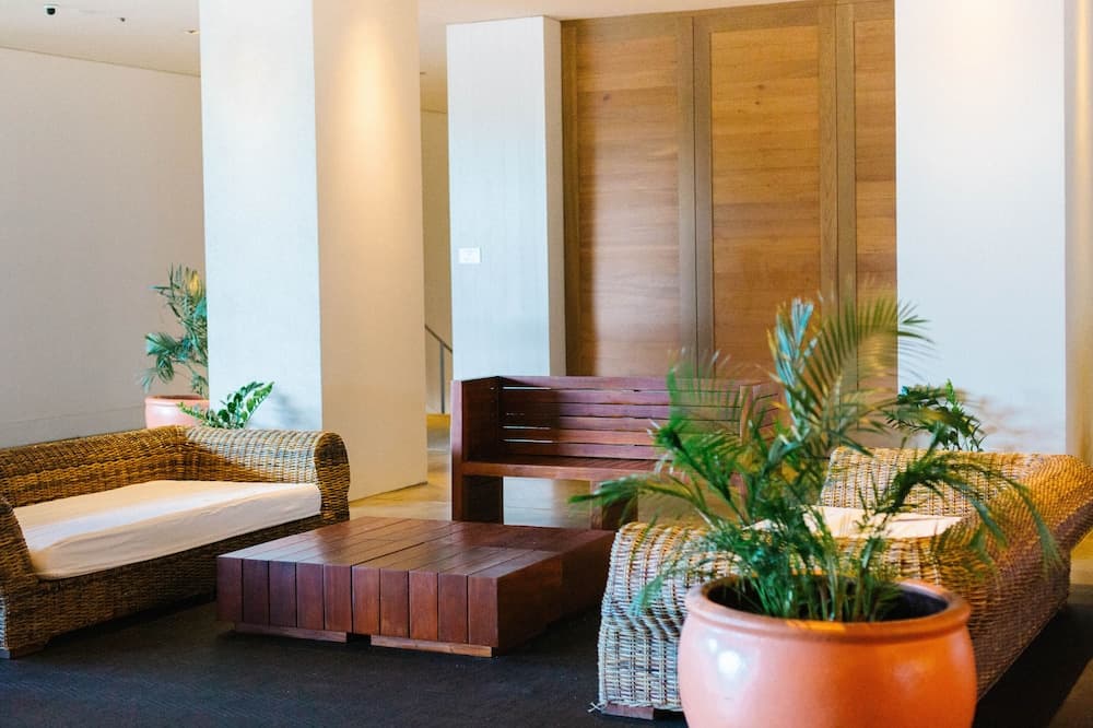 Hilton Vacation Club The Modern Honolulu