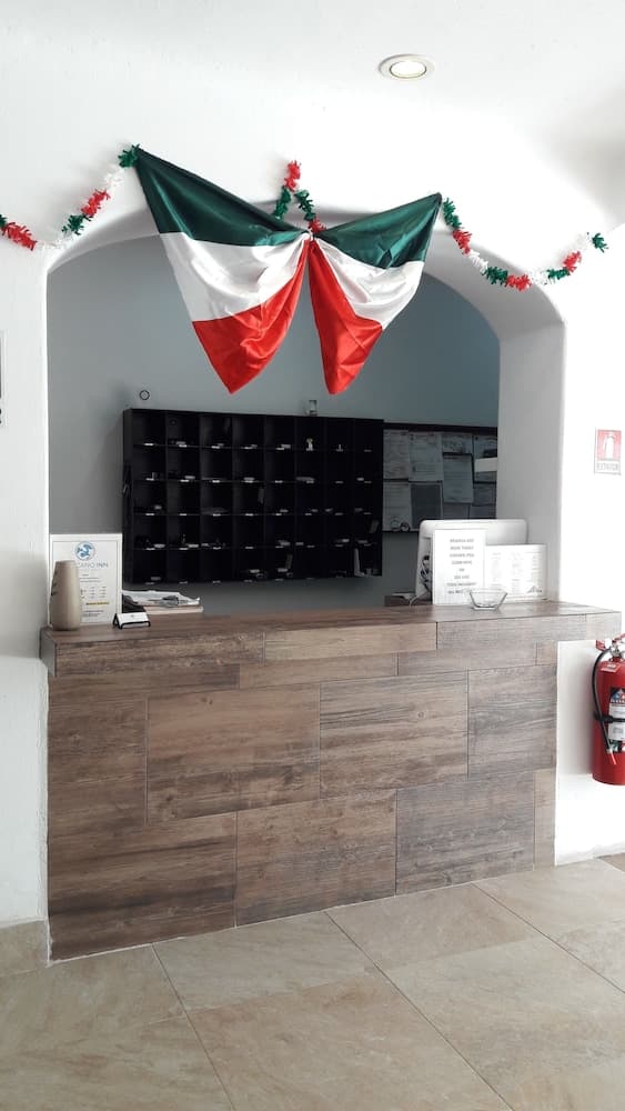 Pelicano Inn Playa del Carmen - Beachfront Hotel