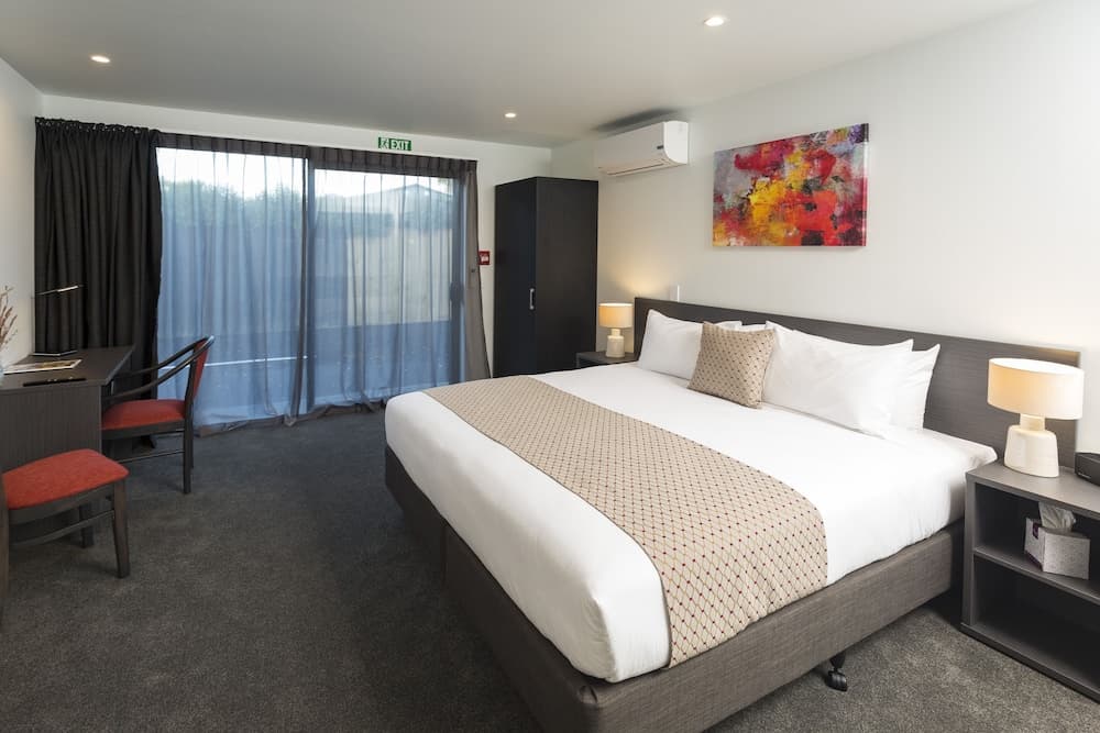 Carnmore Hagley Park