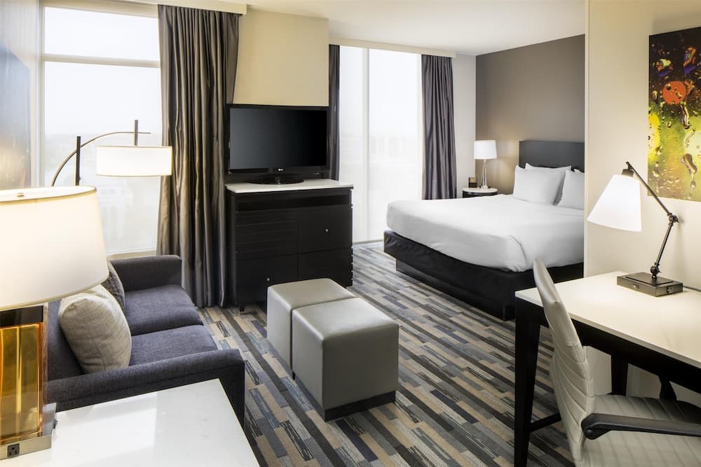 HYATT house Charlotte/Center City