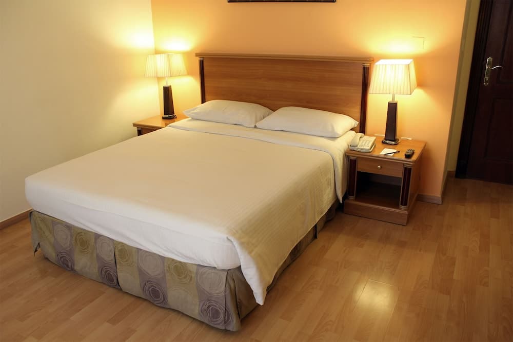 Le Royal Express Salmiya Hotel