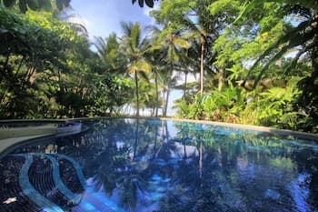 Hotel Tropico Latino