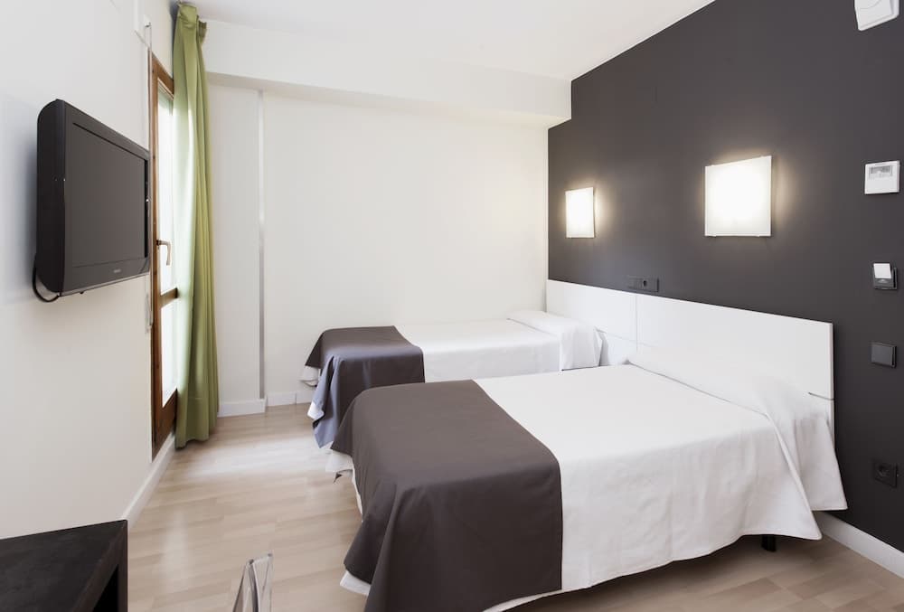 Hostal Joaquín Costa Un Punto Chic