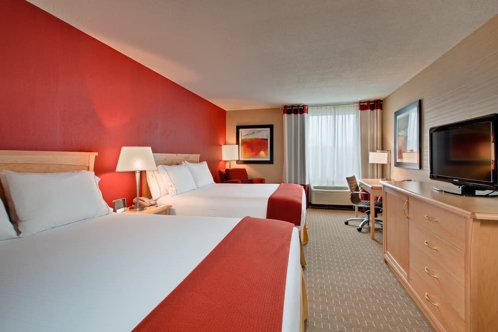 Holiday Inn Express & Suites Chatham South by IHG