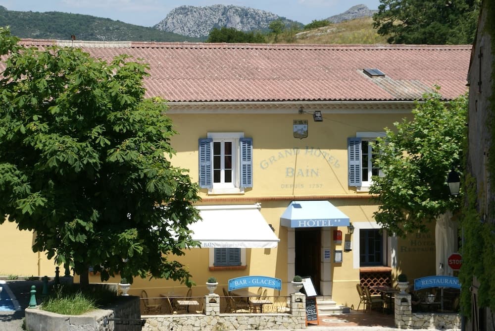 hotel image