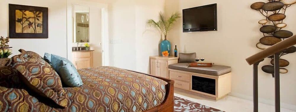 Inn on Lake Granbury a Boutique Hotel