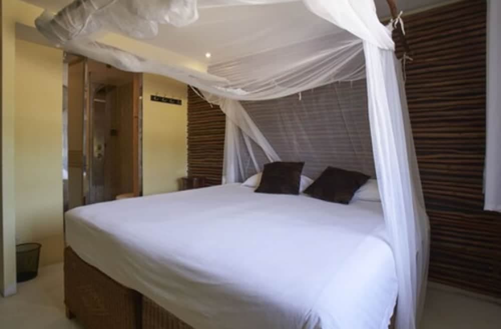 Catembe Gallery Hotel