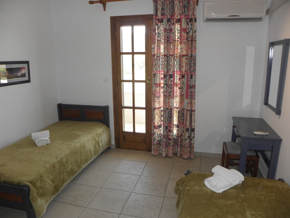 Lakonia Bay - Apartments