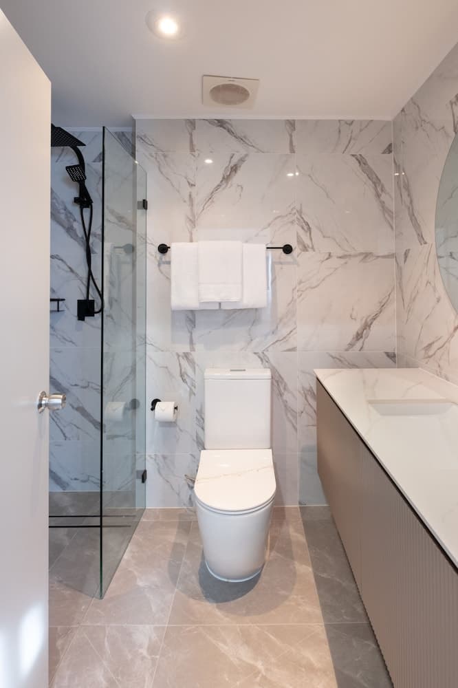 Mollymook Shored Hotel