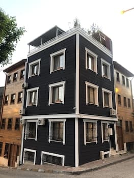Topkapi Apartments