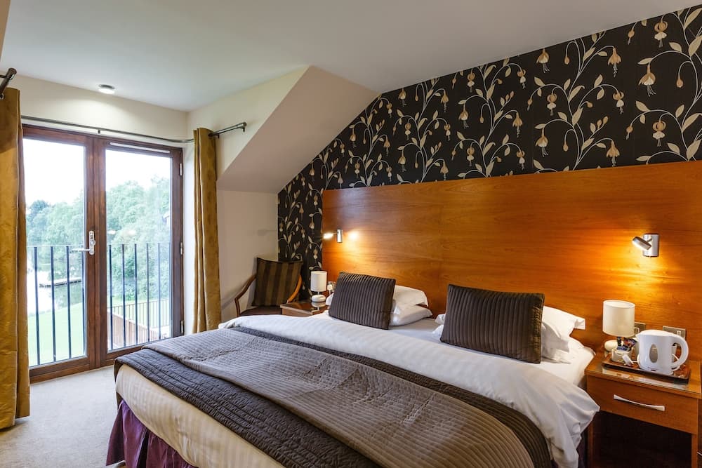 The Lodge on the Loch of Aboyne