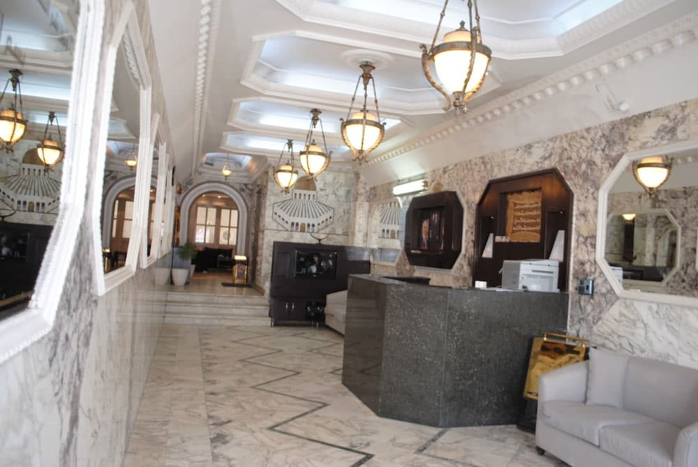 Al Ballouti Hotel Suites