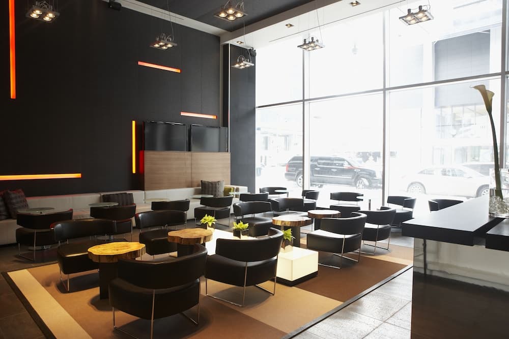 Le Germain Hotel Maple Leaf Square