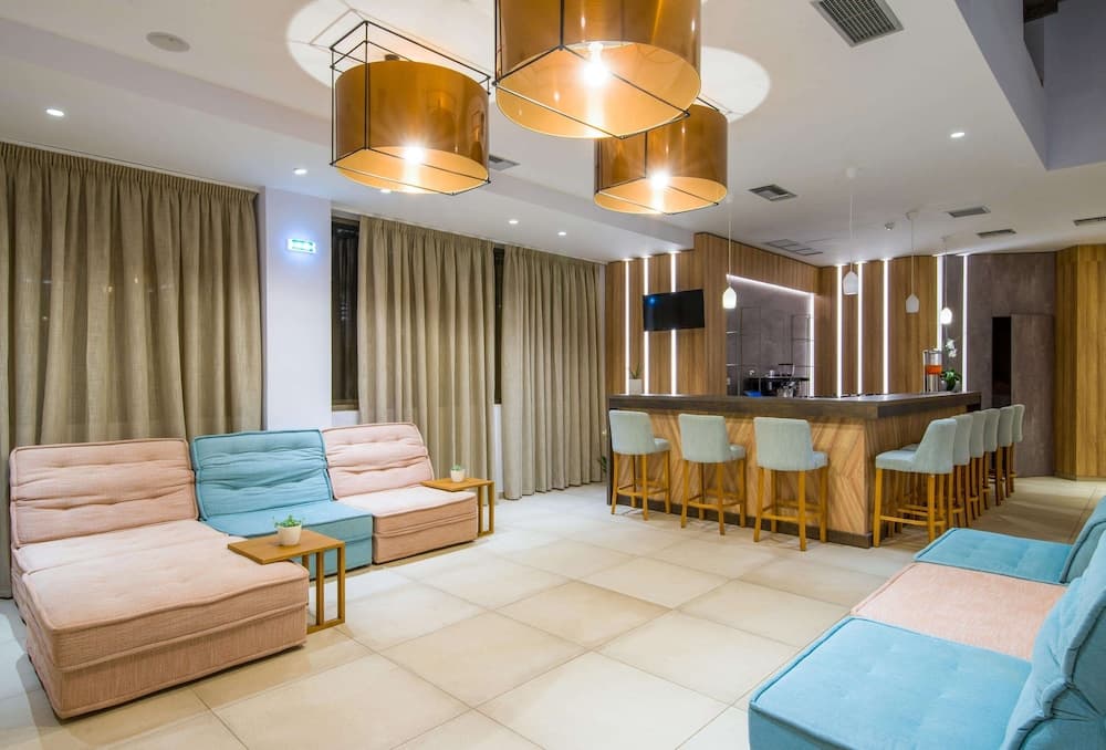 Kiani Beach Resort Family