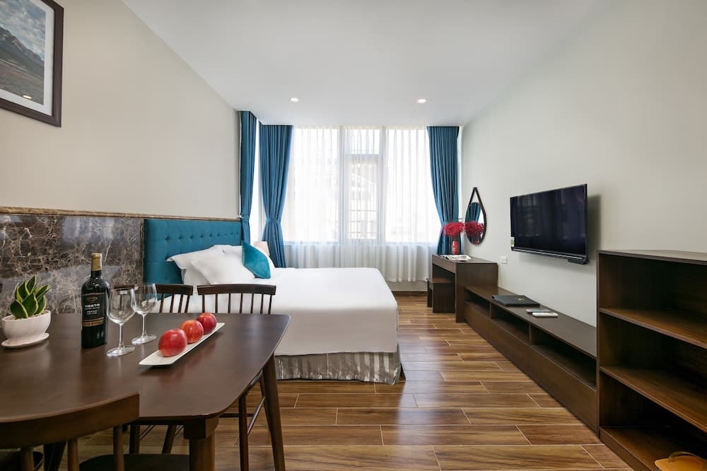 Celina Hotel & Apartment