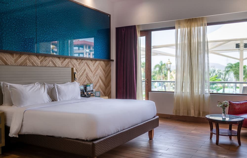 Crescent Spa And Resorts Indore