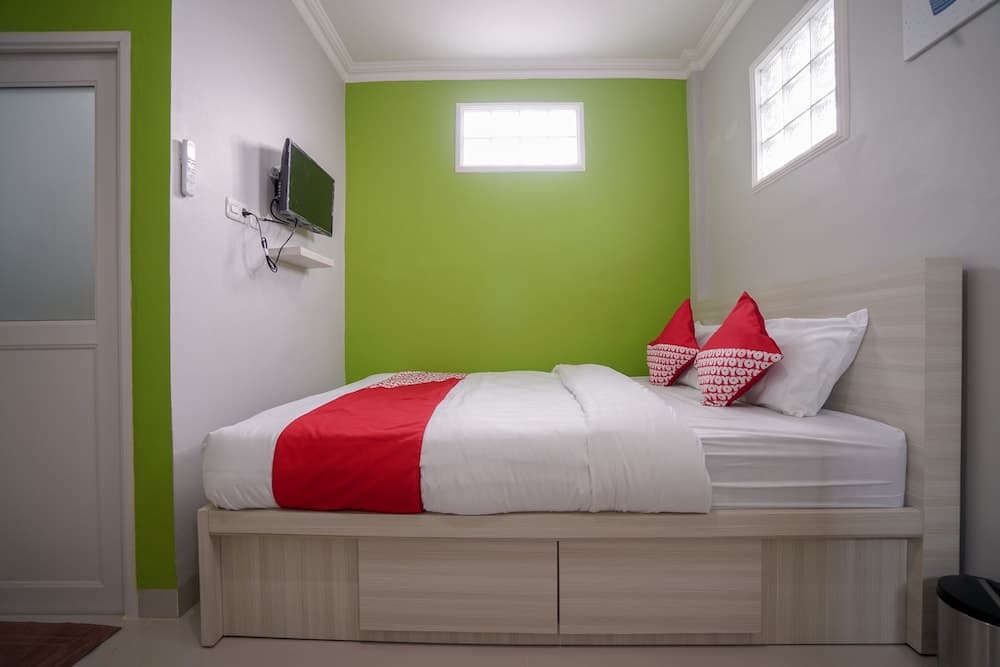 OYO 948 Vivi Residence Syariah Ii