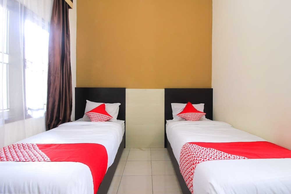 OYO 962 Family Homestay