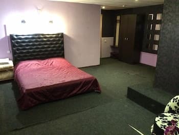 Hotel Revolyutsii 28 - Hostel