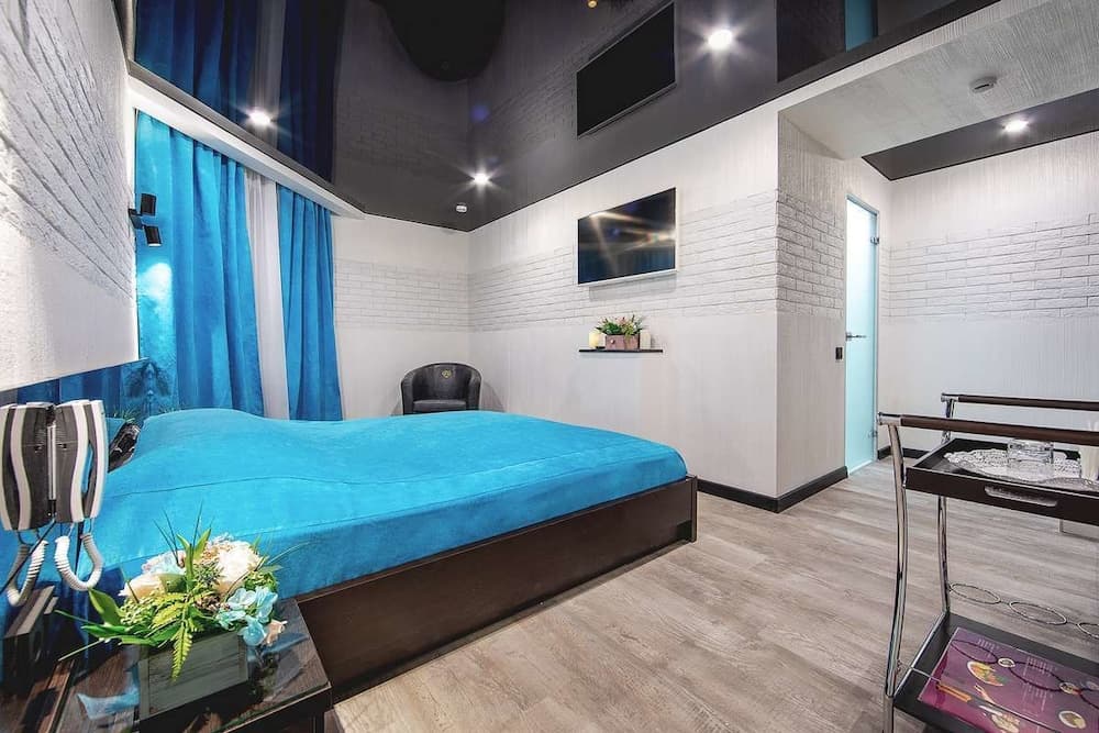 Alex Hotel on Zhukovskogo