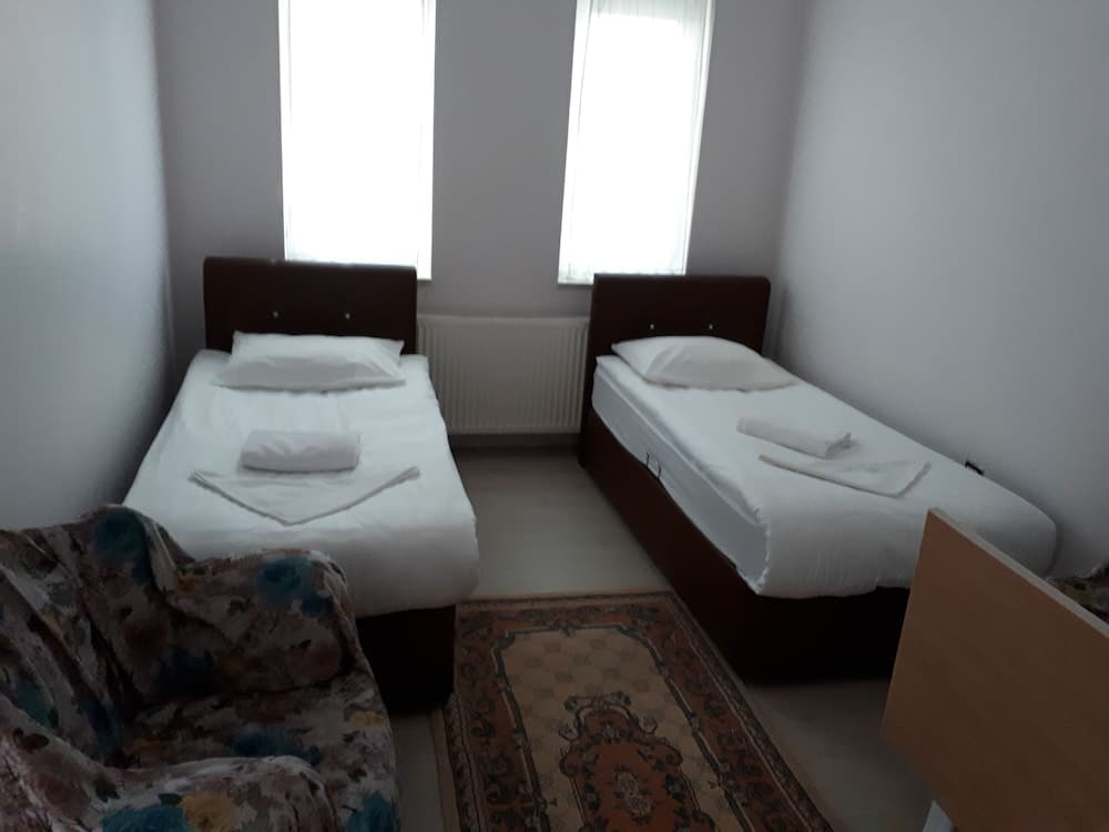 DİRİLİŞ BANARYA PANSİYON