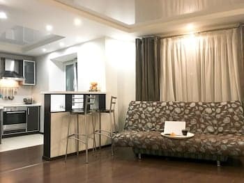 Apartment on Okeanskiy Pr. 100