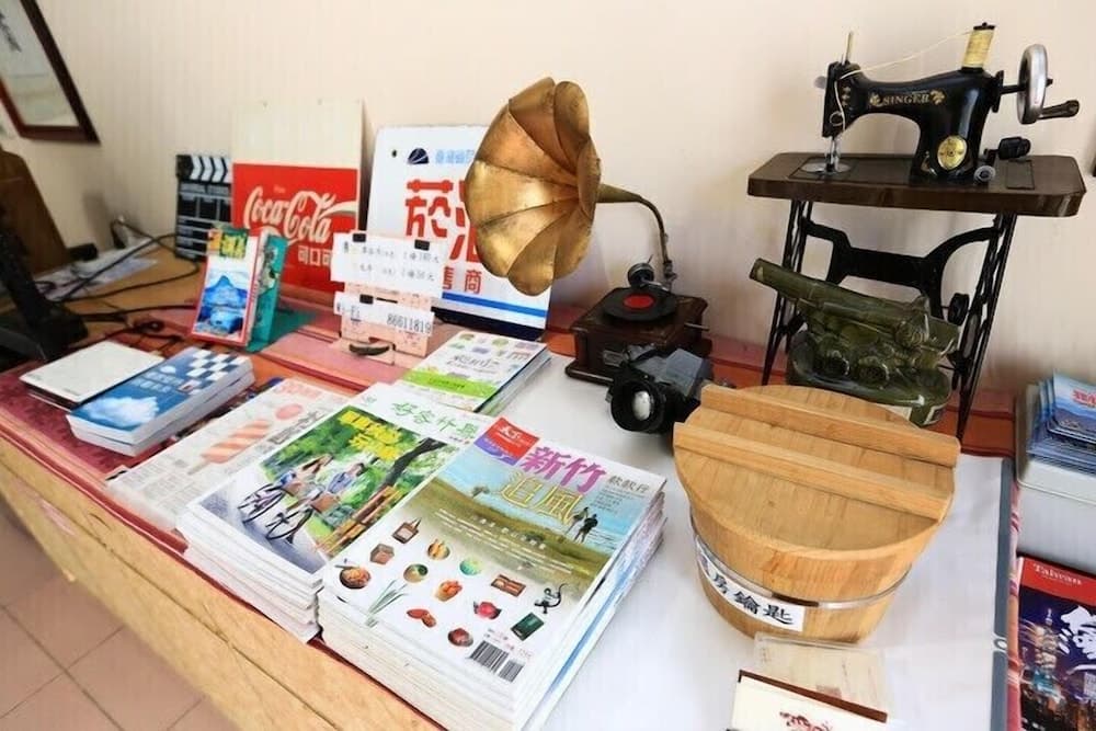 Hakka Inherited Host