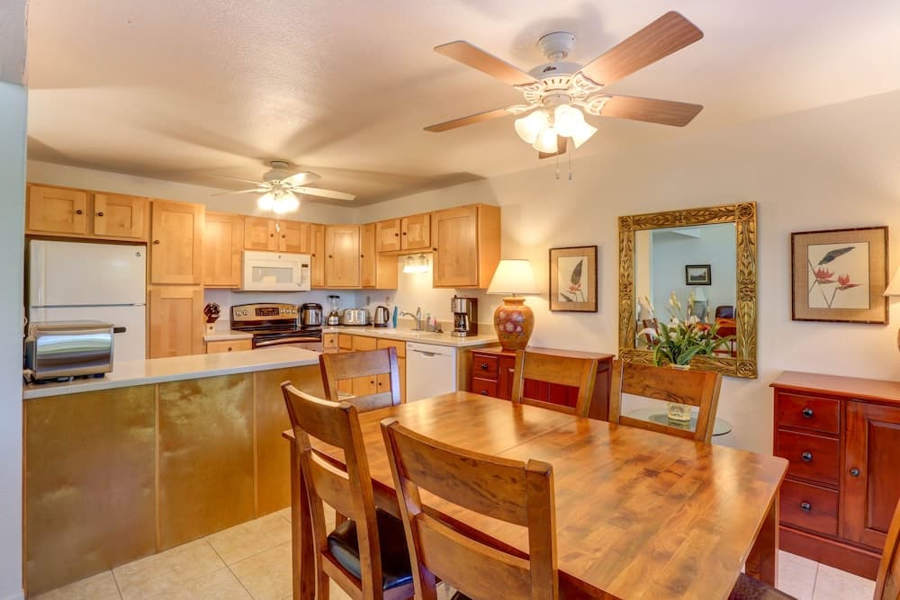 Puamana 18b 3 Bedroom Condo by Redawning