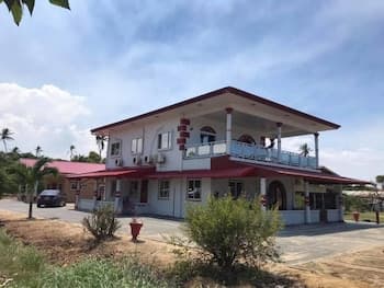 Zeedijk Resort Nickerie