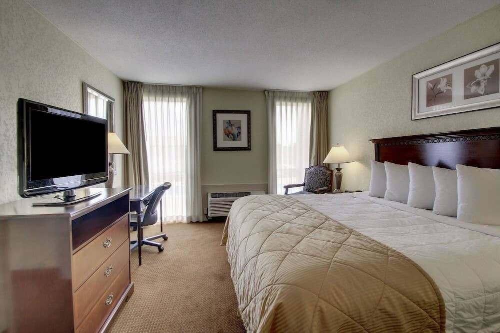 Economy Hotel Plus Wichita