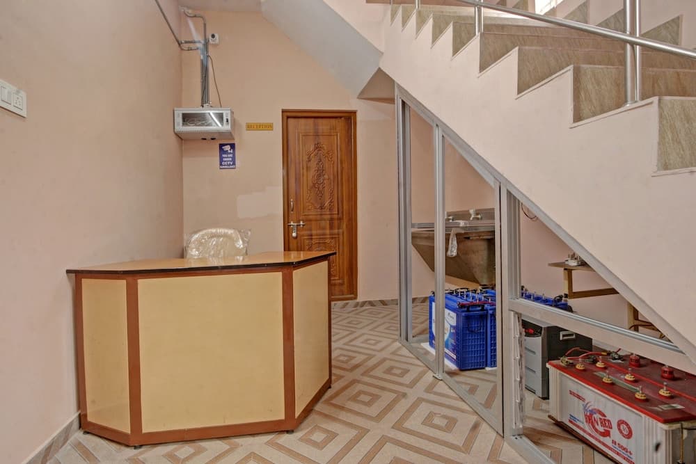 SPOT ON 41583 Sri Rugmani Residency