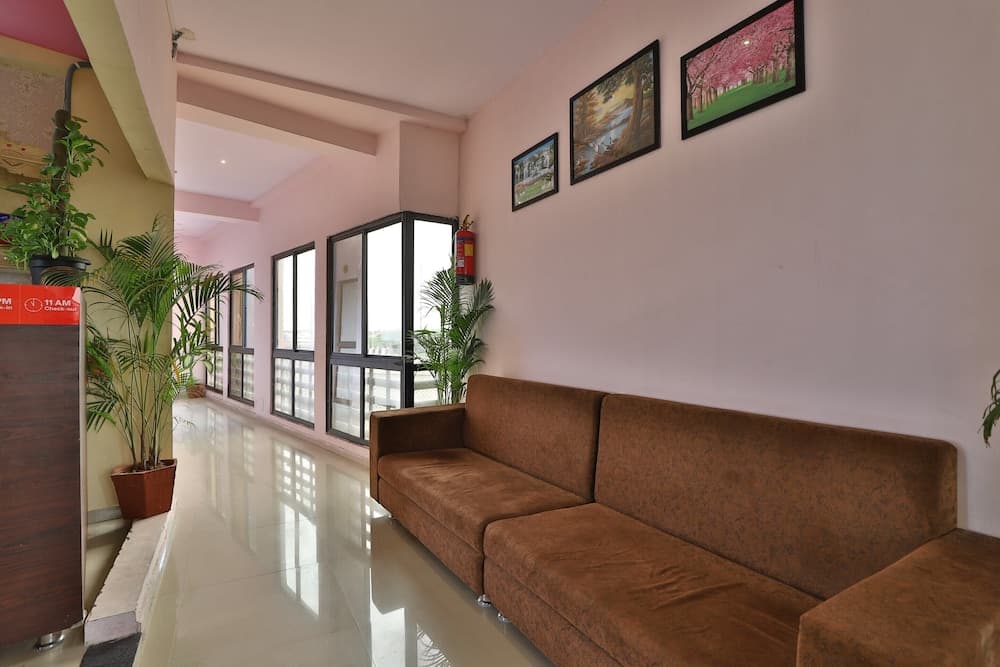 OYO 37477 D K Guest House