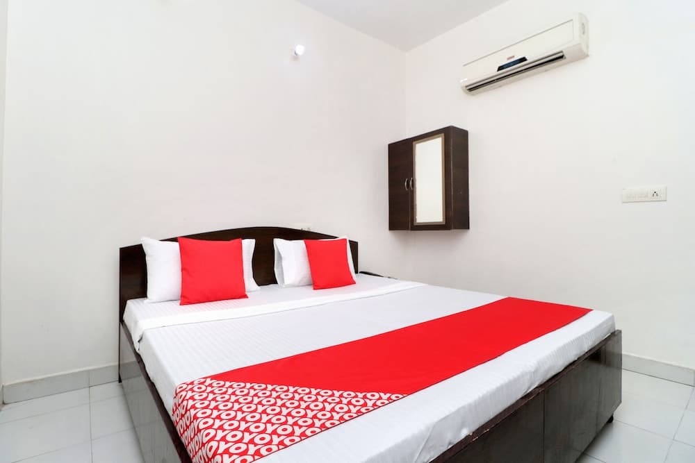 OYO 27614 Hotel Oscar Inn