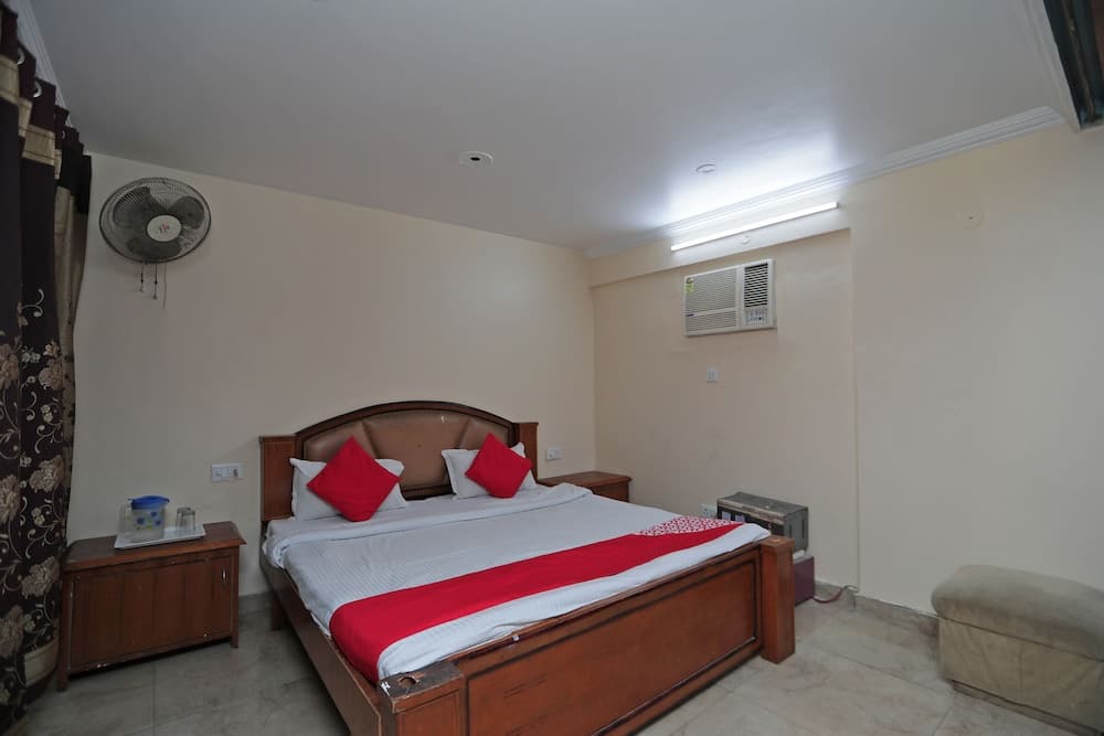 OYO 29807 Hotel The City Heart