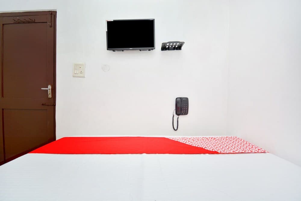 OYO 40793 Hotel S--55 Inn