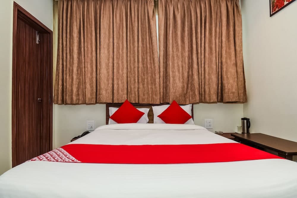 Capital O 41054 Hotel Raj And Restaurant