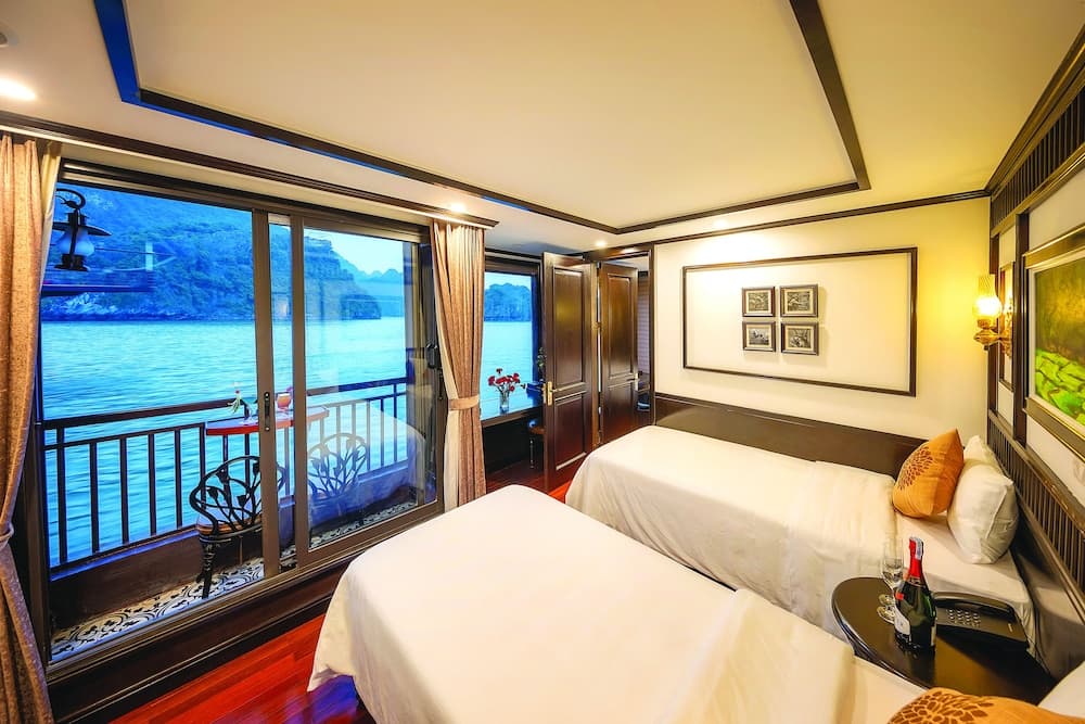 Sena Cruises Wonder On Lan Ha Bay