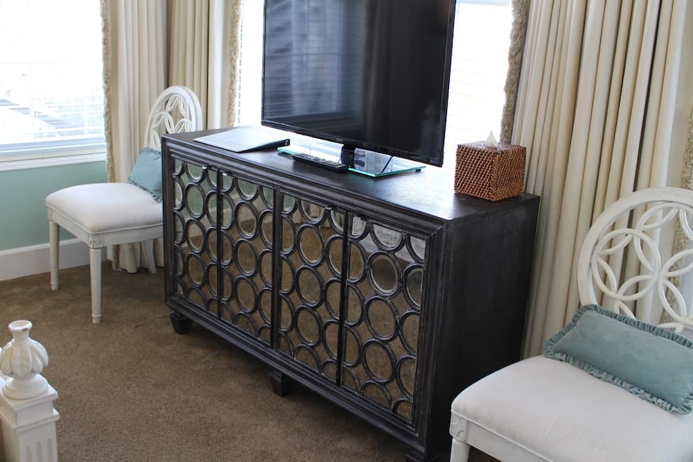 Providence Manor House Bed & Breakfast